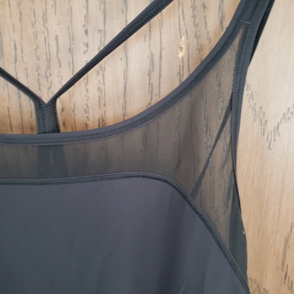 Lululemon Flowy Tank - Picture 2 of 5